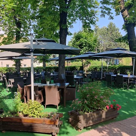 Hotel Weisse Taube Döbeln Kültér fotó