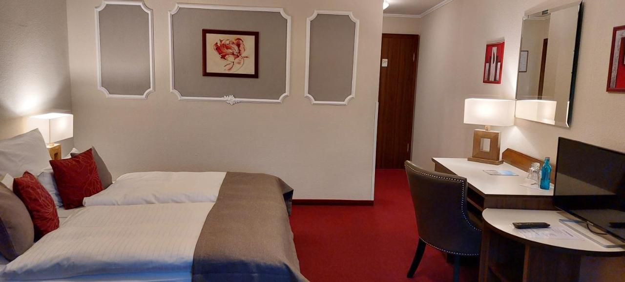 Hotel Weisse Taube Döbeln Kültér fotó